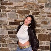 Profesora de inglés sin experiencia ofrece clases particulares para niños en Santiago de Compostela y al rededores, Bertamiráns